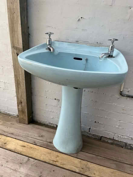 Photo of Blue pedestal sink (Hangleton BN3) #1