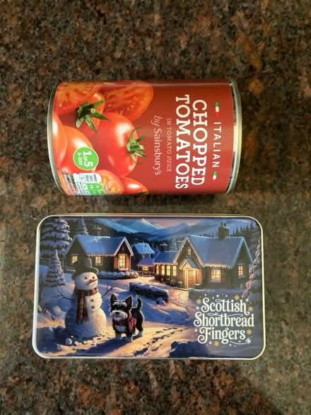 Photo of free Small tin (Bloomfield BA2) #1