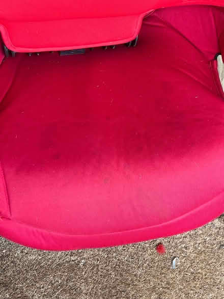 Photo of free Cybex ISO-fix car seat (CB4) #4