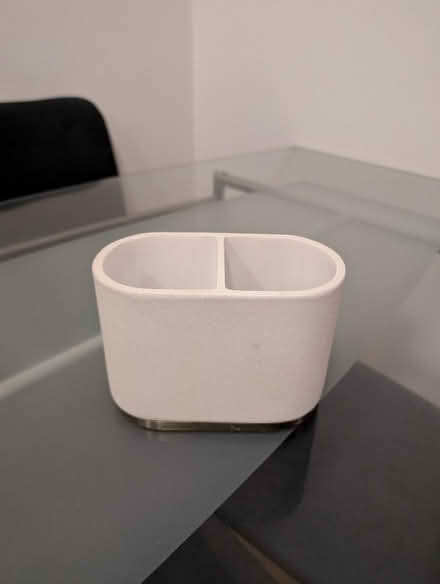 Photo of free Toothbrush holder (Elizabeth Gate TW8) #1