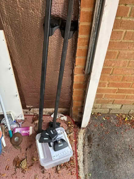 Photo of free Ford Focus Roof Bars (Twyford RG10) #1