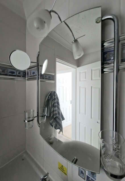 Photo of free Bathroom mirror unit (Prince of Wales Steps TQ1) #2