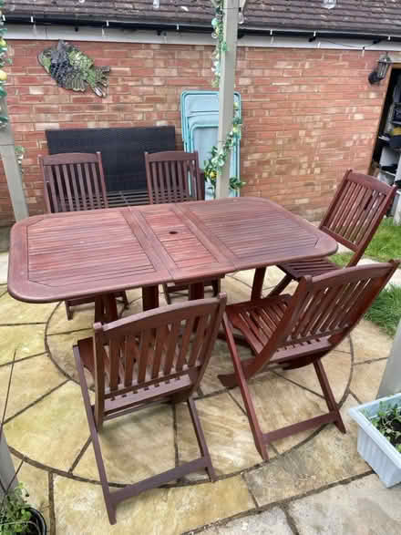 Photo of free Wooden dining set (Linslade LU7) #2
