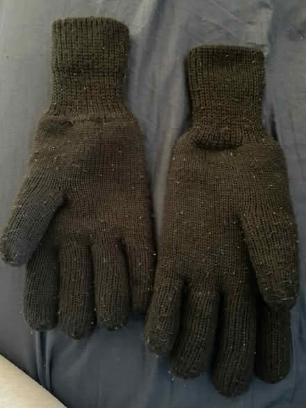 Photo of free Men’s heat holders gloves (Fawdon NE3) #2