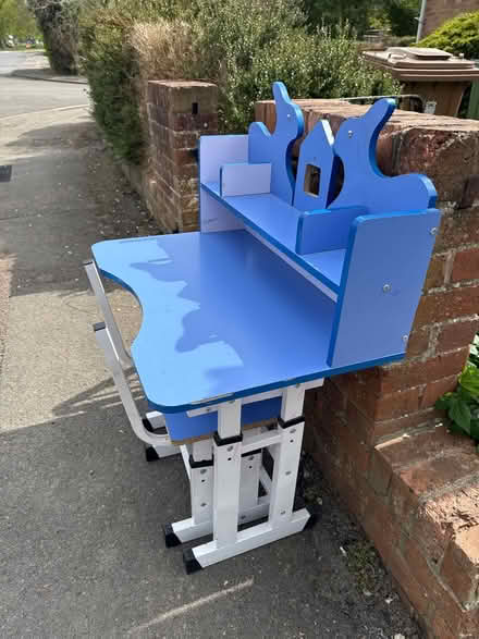 Photo of free Study table (Headington OX3) #1