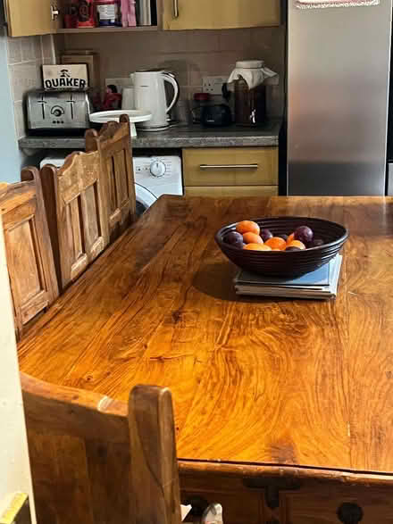 Photo of free 6ft dining table with matching chairs. Immaculate. Very stur (Garden City OX5) #1