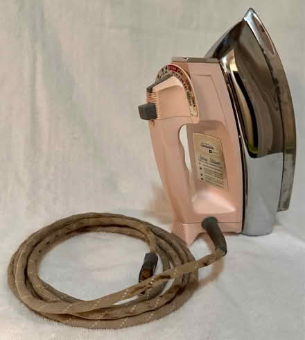 Photo of free 1960s Sunbeam Ironmaster Steam Iron (West San Jose 95128) #1
