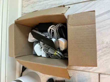 Photo of free Miscellaneous electronics/cables (Washington DC NW) #3