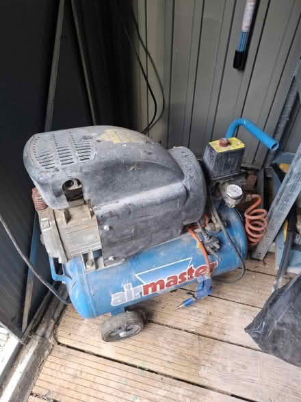 Photo of free Air compressor (Se9 4ae) #1