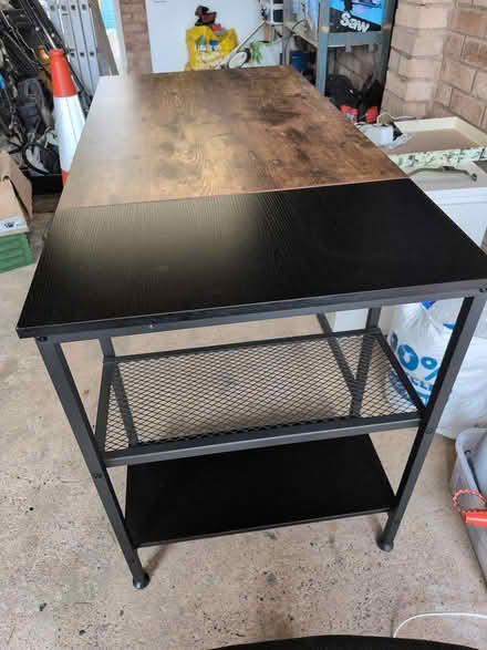 Photo of free Desk (GL1) #2