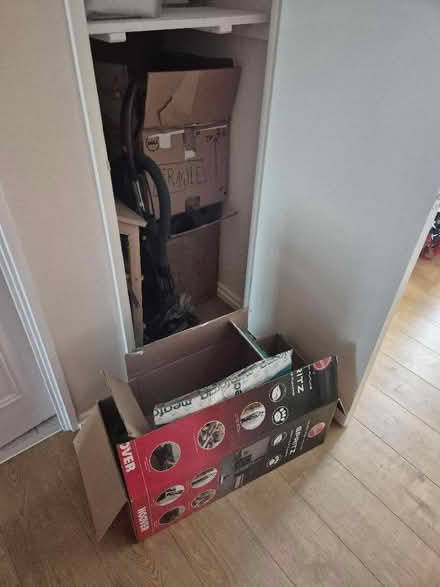 Photo of free moving boxes and storage suitcases (South Lambeth SW8) #1