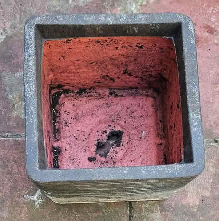 Photo of free Plastic Plant Pot (CT10) #2