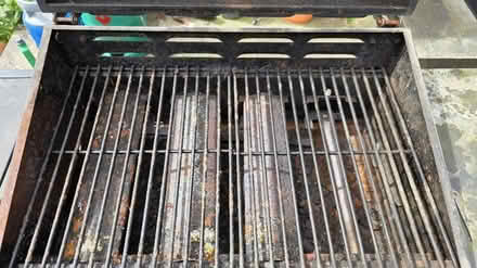 Photo of free Gas BBQ - partially working (EH12 7TY) #4