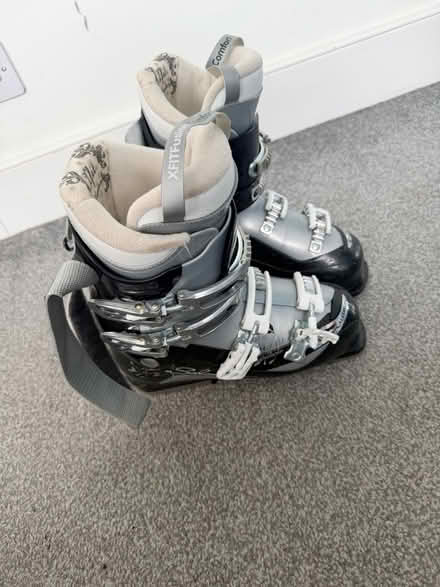 Photo of free Salomon ski boots - size 5 (Stockwell SW9) #1