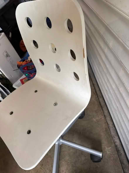 Photo of free Small/childs office swivel chair (HG5 Knaresborogh) #2