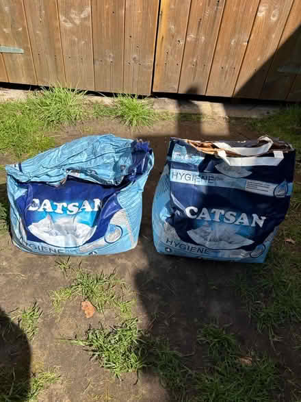 Photo of free Cat litter (Eastleigh SO53) #1