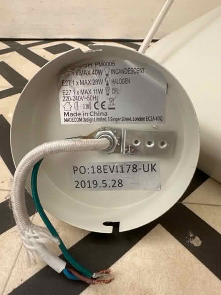 Photo of free cream pendant light (Putney SW15) #2