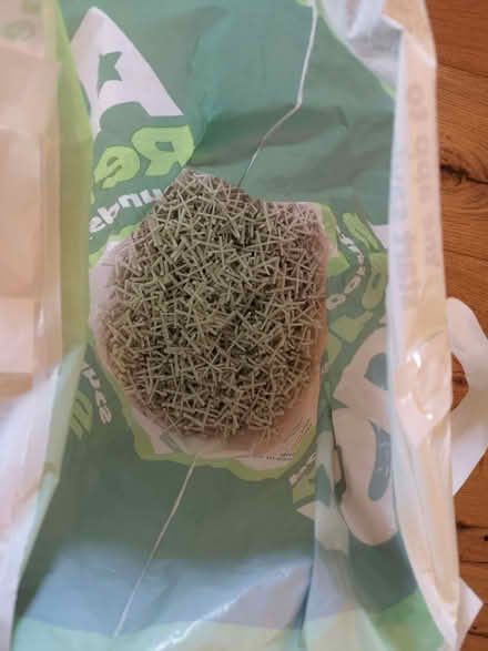 Photo of free 2mm tile spacers (Sciennes EH9) #1