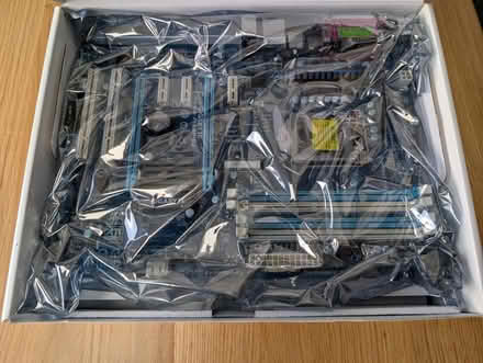 Photo of free Gigabyte motherboard (The Camp AL1) #3
