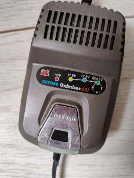 Photo of free Oxford Oximiser 601 battery drip charger (Crookes S10) #1