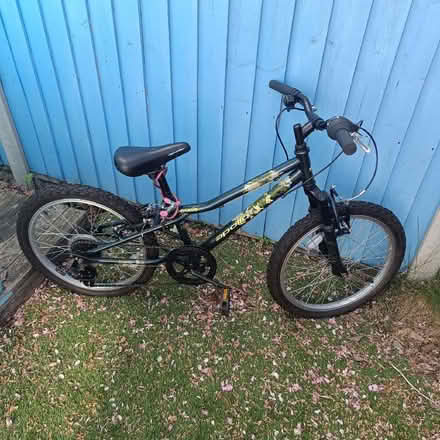 Photo of free Childrens Bicycle (Wimbledon SW19) #2