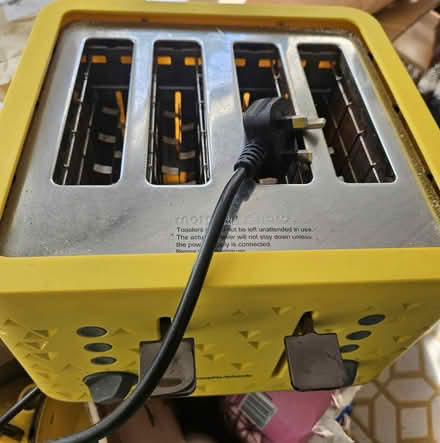 Photo of free 4 slice toaster & kettle (NR31) #2