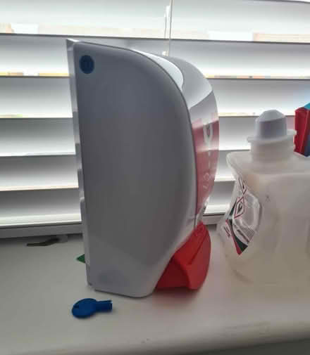 Photo of free Hand sanitizer dispenser and foam (Walsworth, Hitchin, SG4) #2