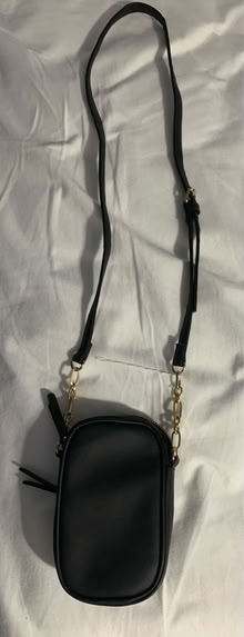 Photo of free Primark Crossbody Phone Bag (Muswell Hill) (Colney Hatch N10) #2