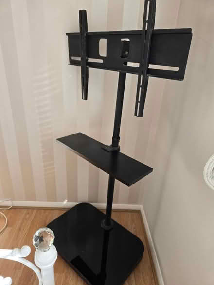 Photo of free Tv stand (Puckeridge SG11) #1