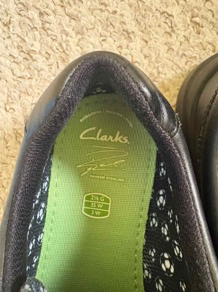 Photo of free School shoes size 2.5G (Frome Stonebridge area) #2