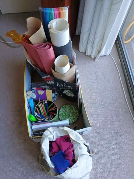 Photo of free Box of art/craft materials (Temple Street OX4) #1