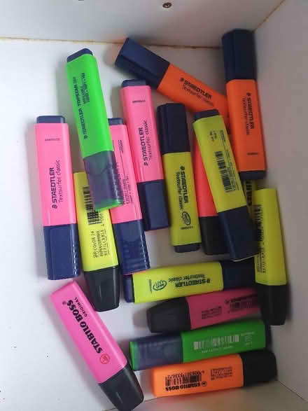 Photo of free New highlighter pens (Sinfin DE24) #1