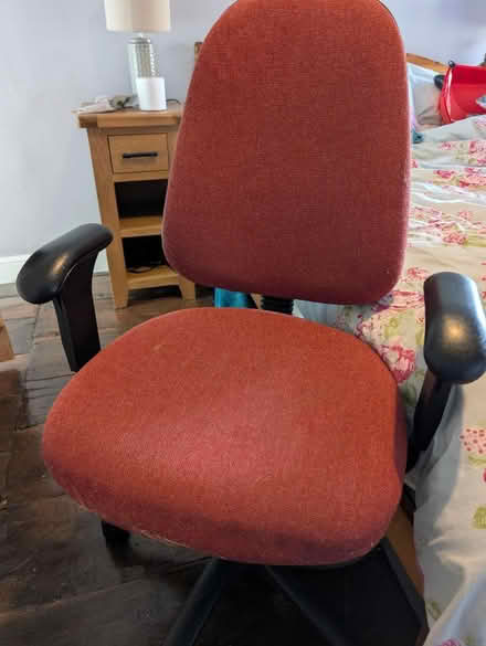 Photo of free Office chair (S6 hillsborough) #1