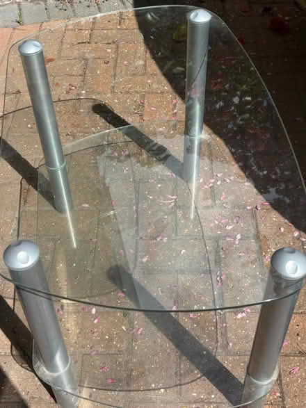 Photo of free TV cabinet Glass (GU16) #1