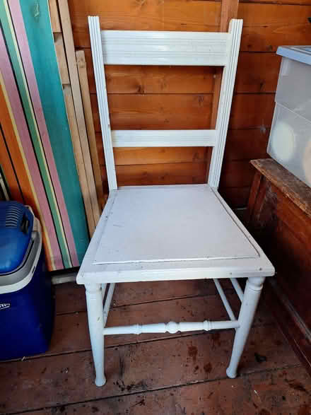 Photo of free White chair (Milburn CA10) #2
