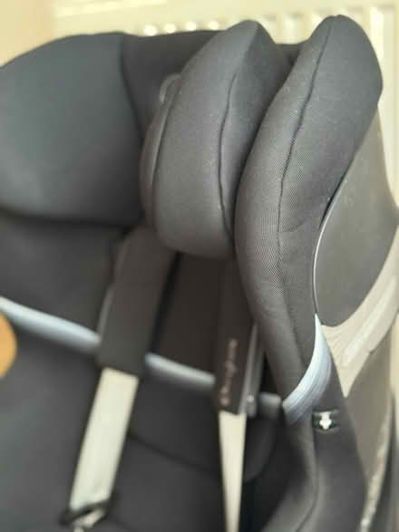 Photo of free Cybex Sirona SX2 i-Size 360 carseat (Great Barr B42) #4