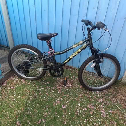Photo of free Childrens Bicycle (Wimbledon SW19) #1