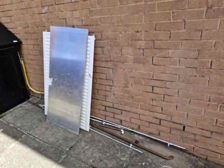 Photo of free Long white radiator (CH43 Upton) #1