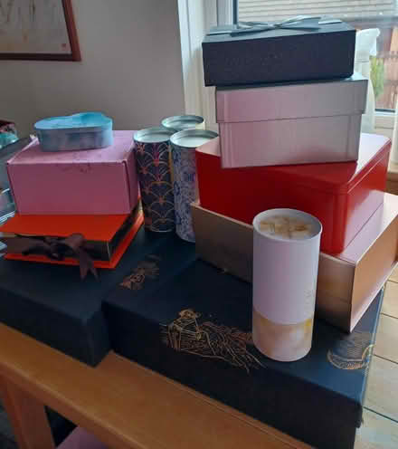 Photo of free Various tins and fancy boxes (East Kilbride G74) #1