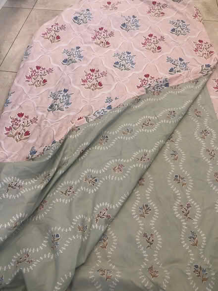 Photo of free King size duvet cover (Cavendish DE23) #2