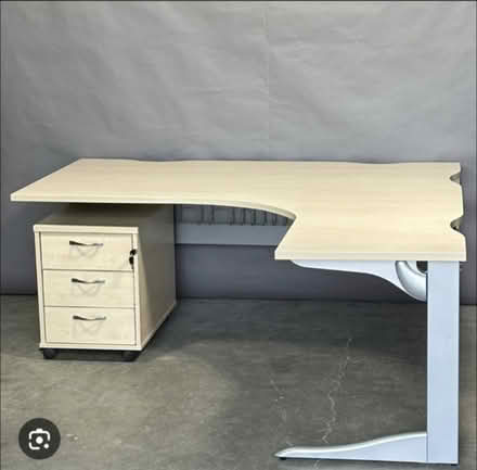 Photo of free Large Office Desk (Liverpool L15) #2