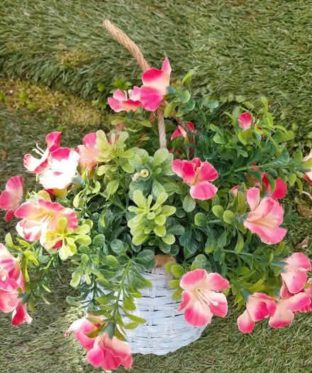 Photo of free Faux hanging basket (St. Albans) #1