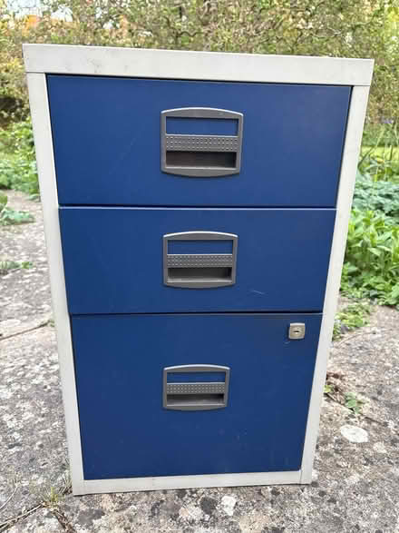 Photo of free Three drawer metal filing cabinet (Moreton-in-Marsh GL56) #1