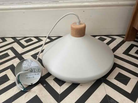 Photo of free cream pendant light (Putney SW15) #1