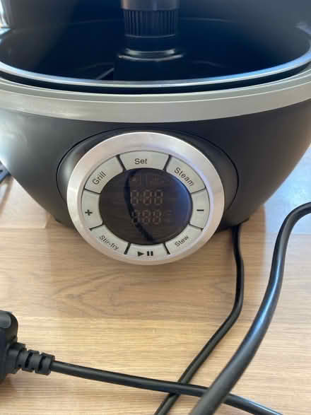 Photo of free Low fat air fryer pr8 2hx (Southport PR8) #2