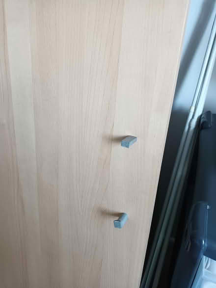 Photo of free 3 door wardrobe (Burry port Sa16 0le) #2