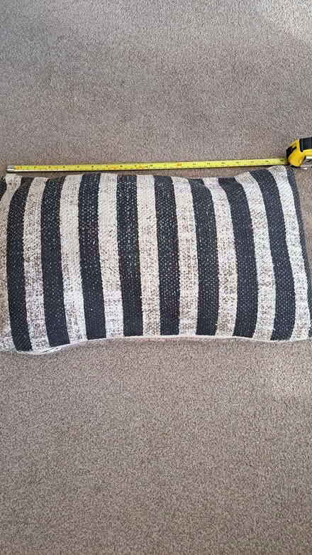 Photo of free Cushion (Littlehaven) #1