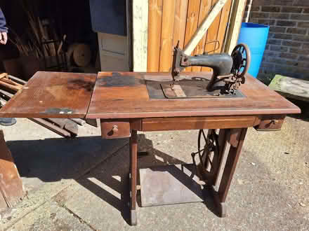 Photo of free Treadle sewing machine. Not working (Swanley BR8) #1