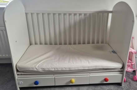 Photo of free cotbed (Welwyn Garden City) #1