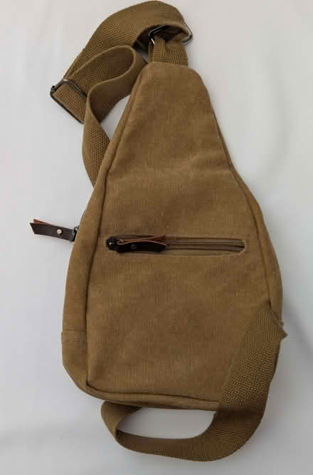 Photo of free Man-bag, chest worn, fabric (Toton NG9) #2